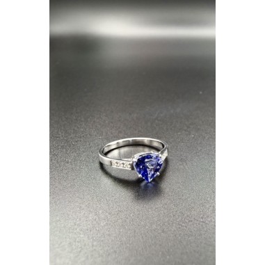 Inicio|Anillo oro blanco tanzanita y diamantes