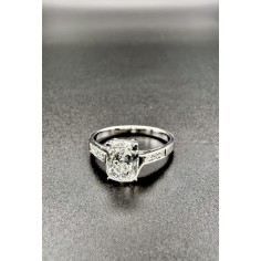 Anillo oro blanco estilo vintage y diamantes 2
